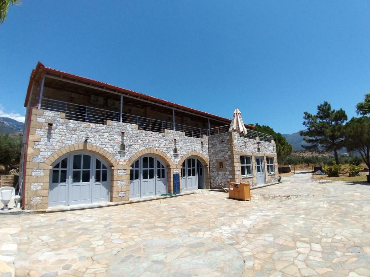 Stoupa Properties Hébergement de vacances Stoúpa
