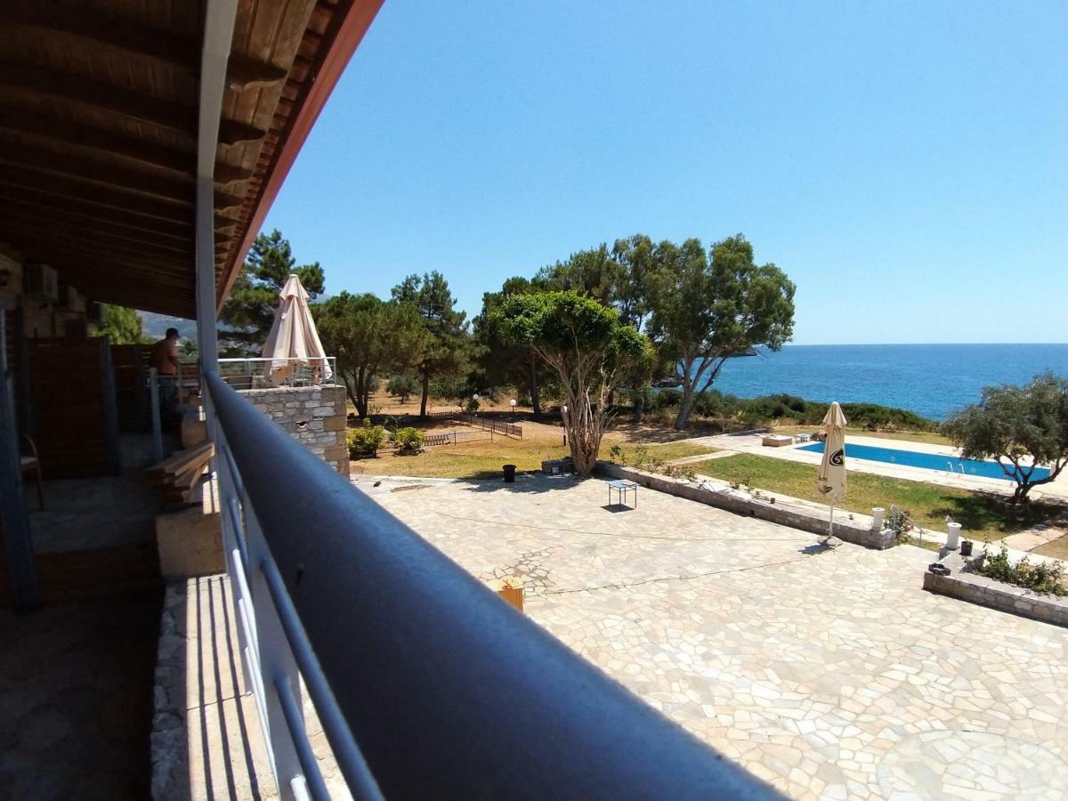 Stoupa Properties Hébergement de vacances *